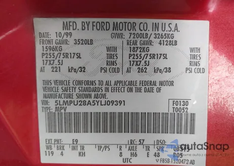 2000 Lincoln Navigator z USA, uszkodzony, nr VIN 5LMPU28A5YLJ09391